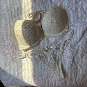 Victoria's Secret Cream Lace Push-Up Bra & Thong Set